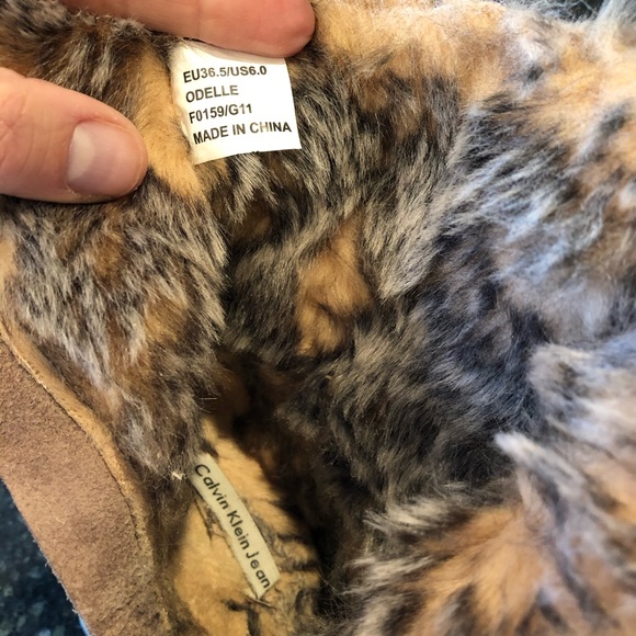 Calvin Klein Odelle Suede fur-lined-6 - Picture 8 of 8